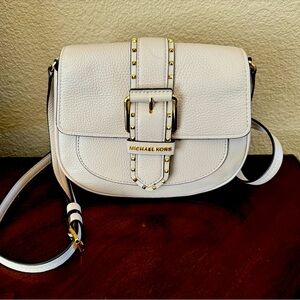 Michael Kors crossbody leather bag. Authentic. New with tags. Pink.